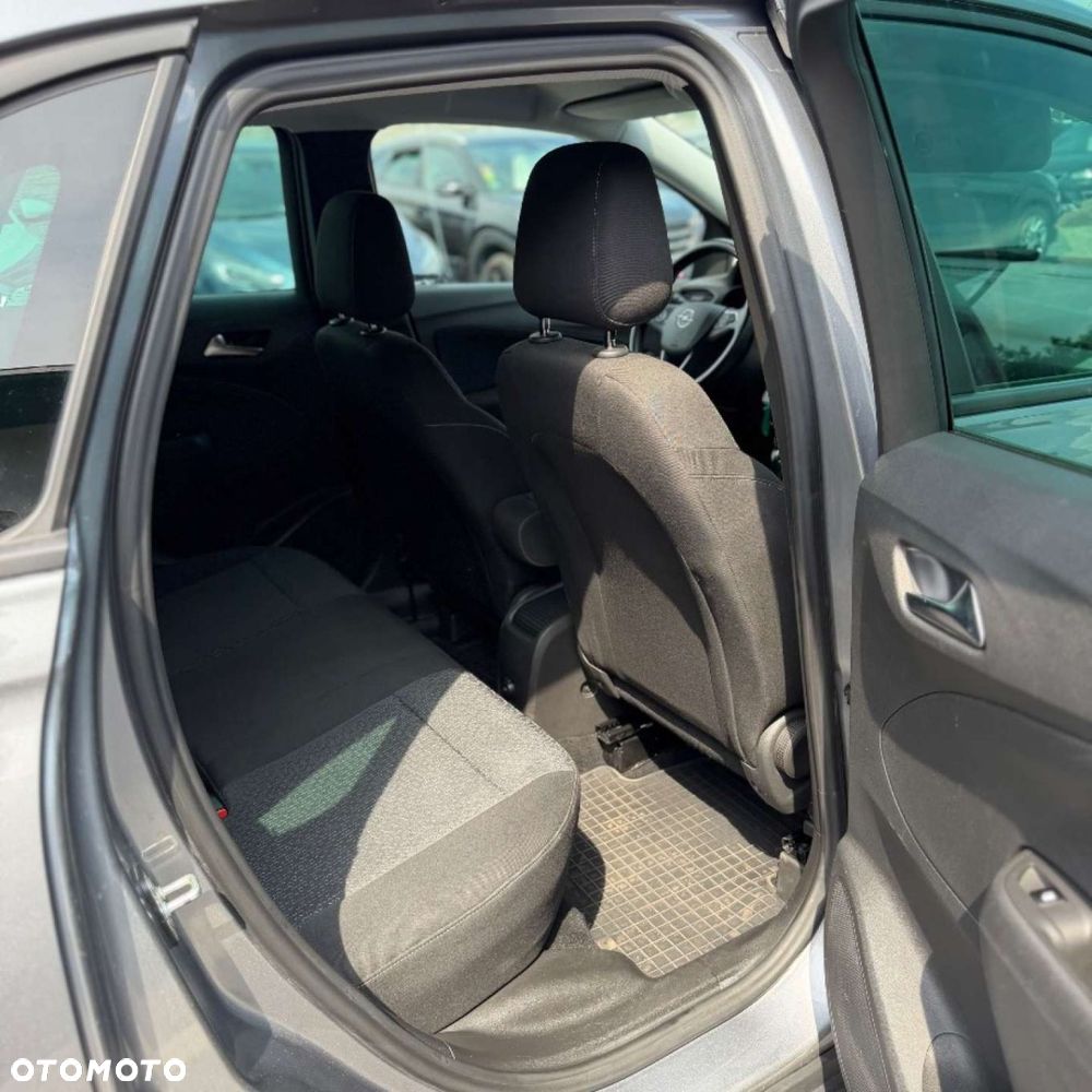 Opel Crossland X - 32