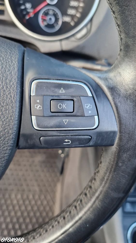 Volkswagen Golf 2.0 TDI Goal - 18