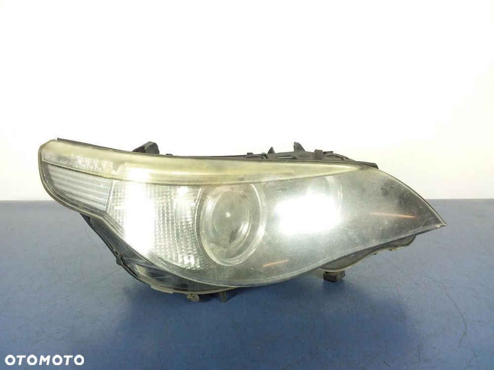 BMW 5 E60 E61 REFLEKTOR LAMPA PRAWA XENON - 2