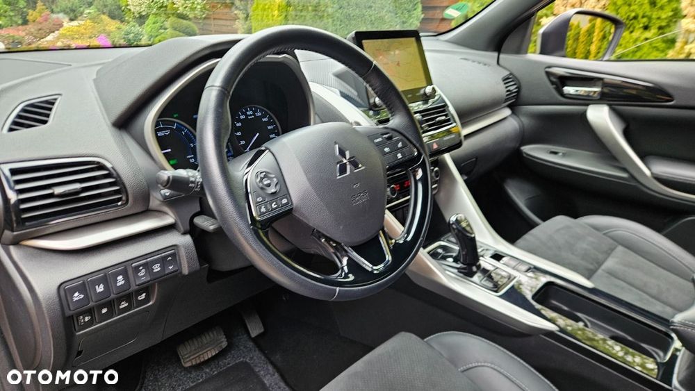 Mitsubishi Eclipse Cross - 21