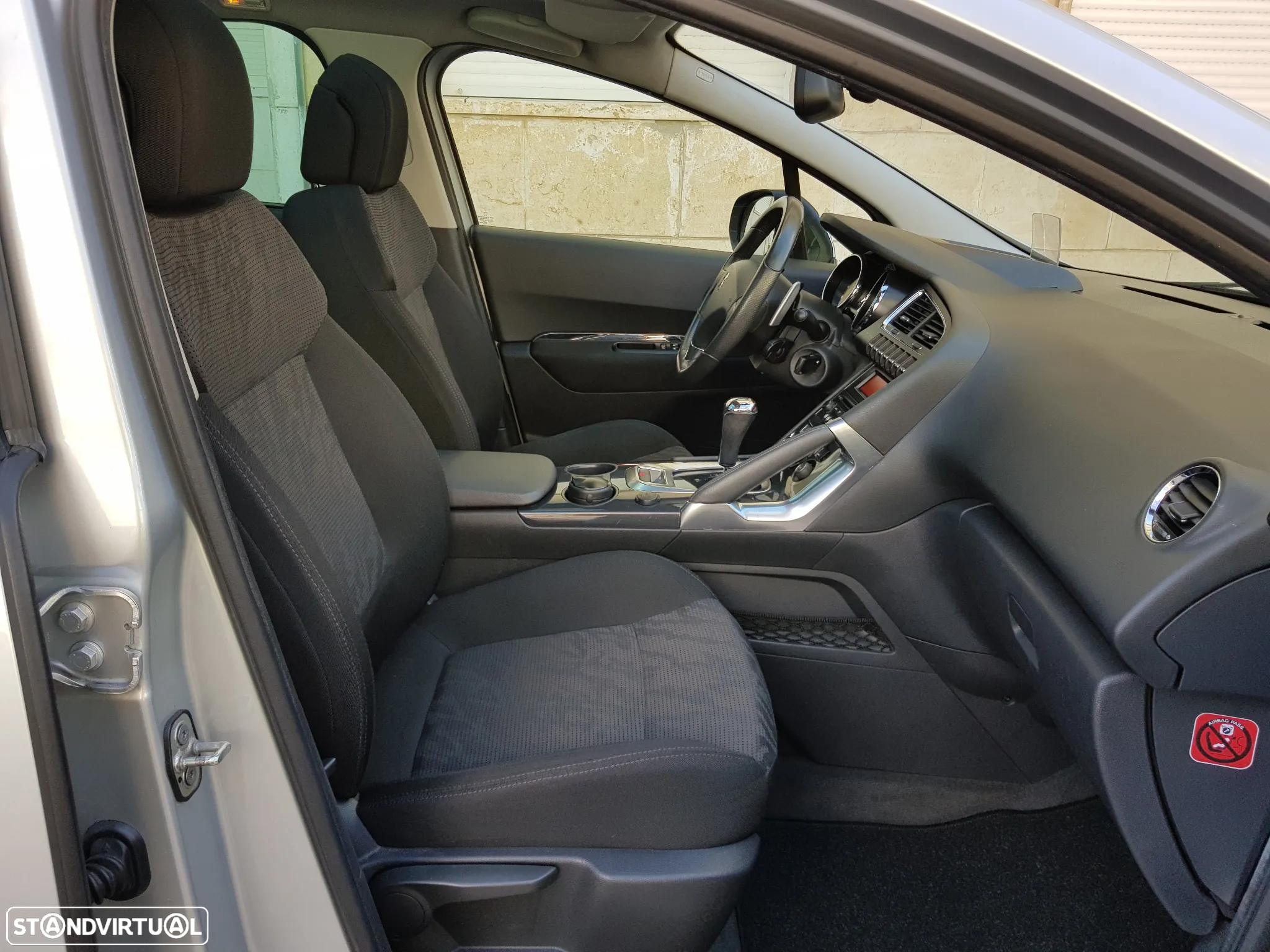Peugeot 3008 1.6 HDi Sport - 16