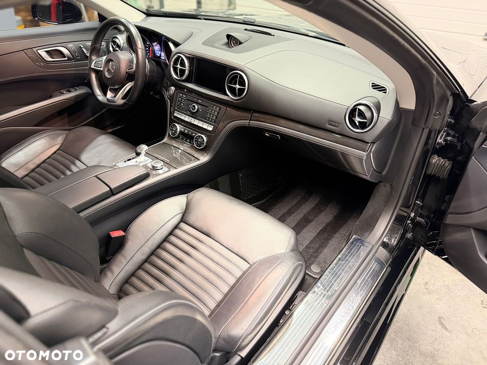 Mercedes-Benz SL - 6