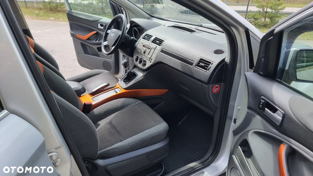 Ford Kuga 2.0 TDCi 2x4 Trend - 21