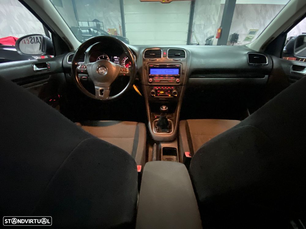 VW Golf Variant 1.6 TDi Confortline - 11