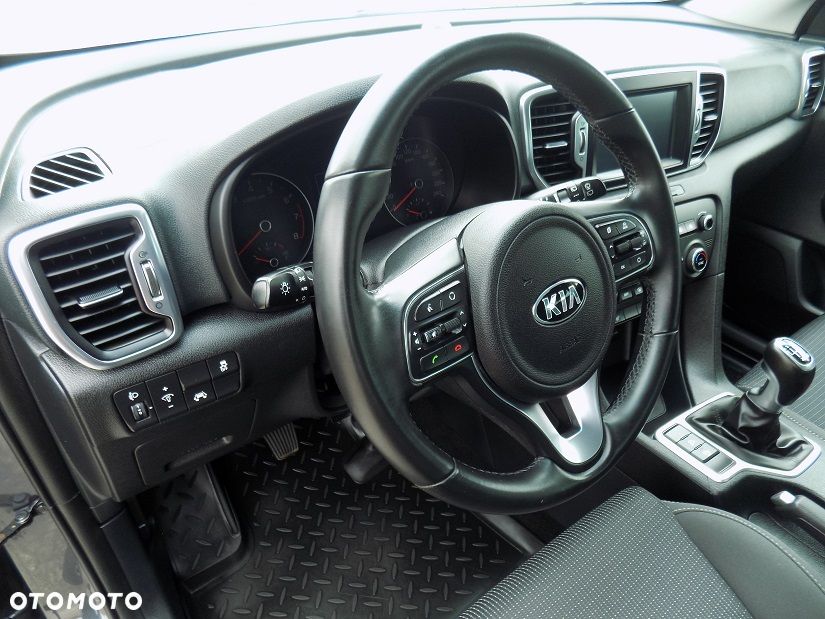 Kia Sportage 1.6 GDI 2WD DREAM-TEAM EDITION - 19