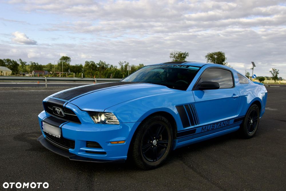 Ford Mustang 3.7 V6 - 8