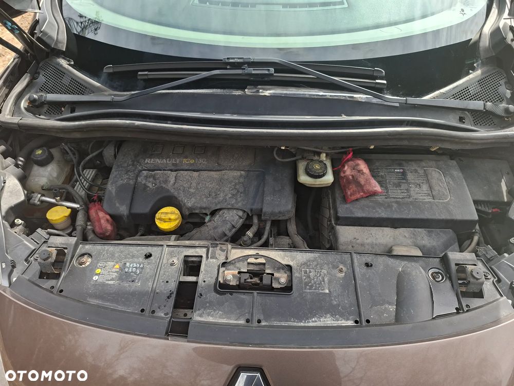 Renault Scenic 1.4 16V TCE Privilege - 24