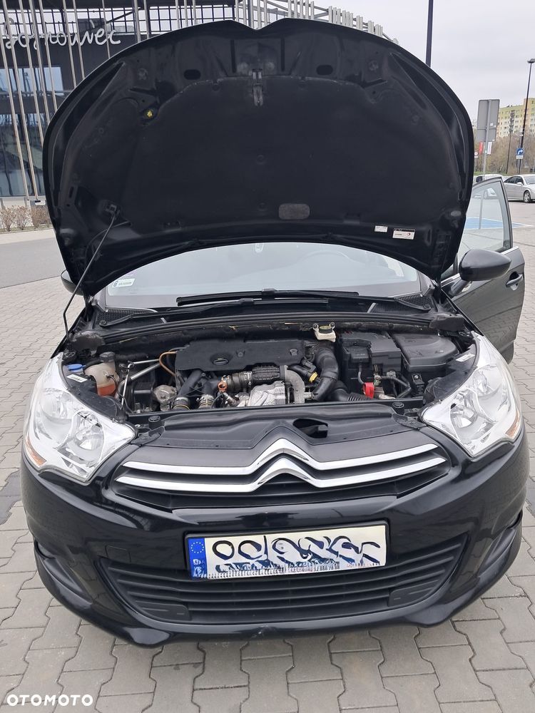Citroën C4 HDi 110 Attraction - 8