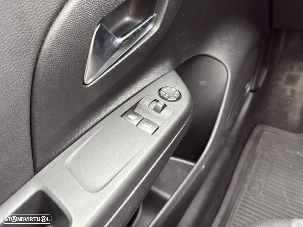 Opel Corsa 1.5 D Business - 20