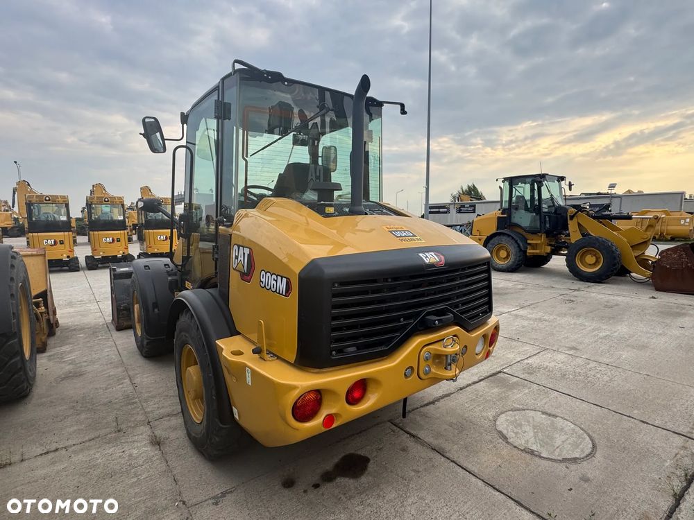 Caterpillar 906M - 5