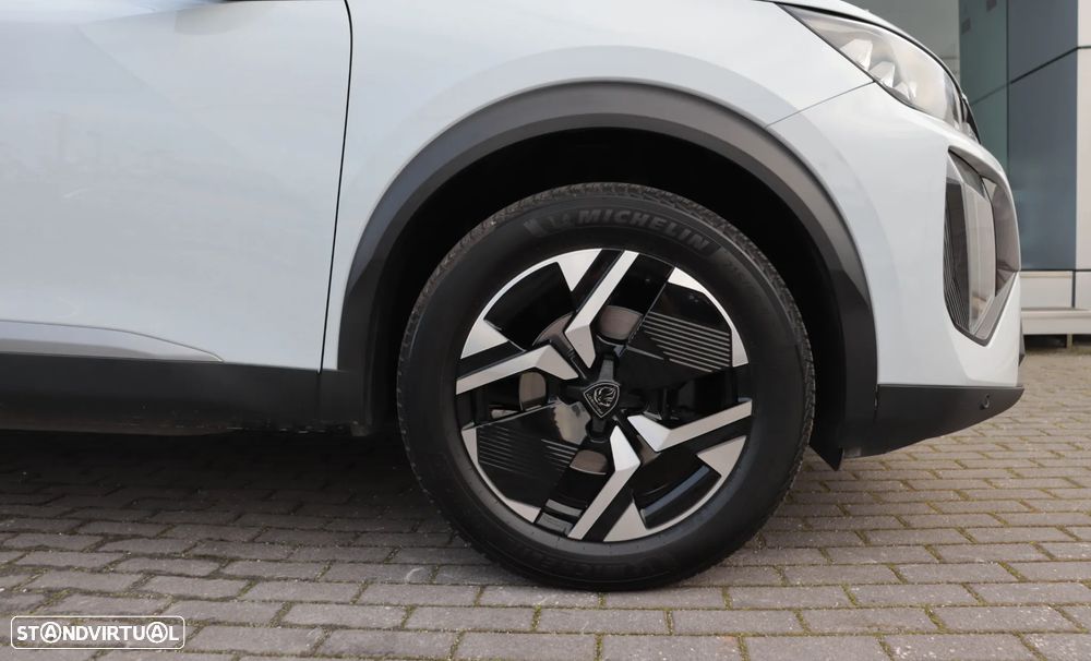 Peugeot 2008 PureTech 130 EAT8 GT - 6