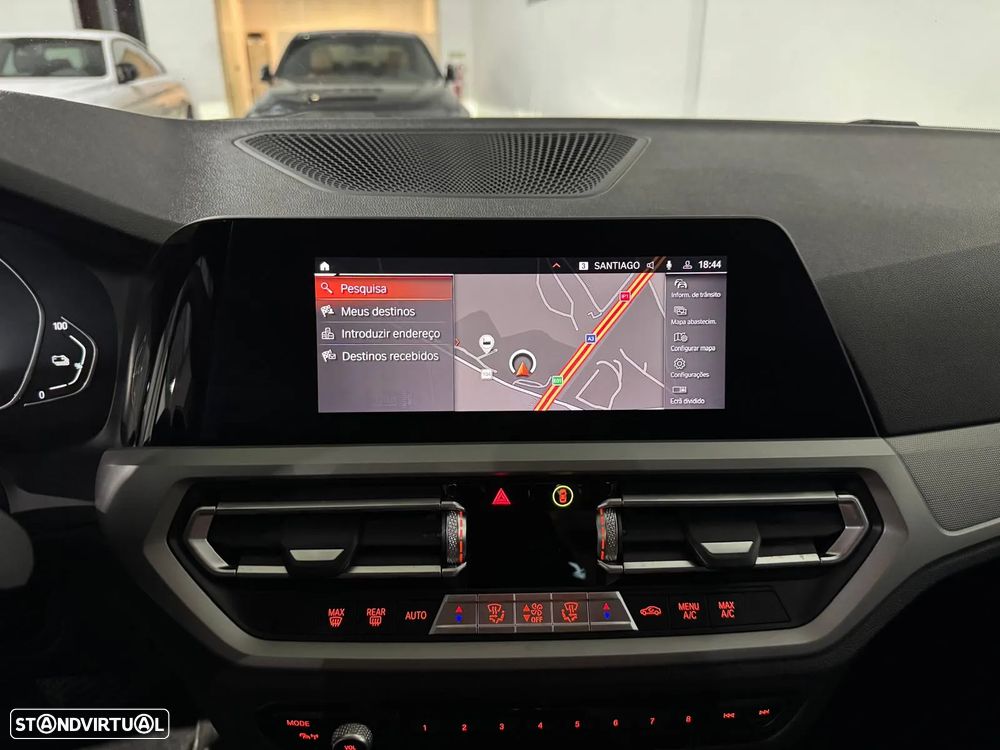 BMW 330 e Touring Pack M Auto - 19