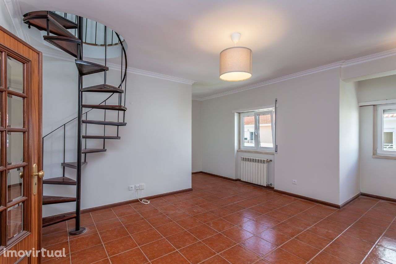 Vende-se T2 + 2 Varge Mondar - Grande imagem: 2/34