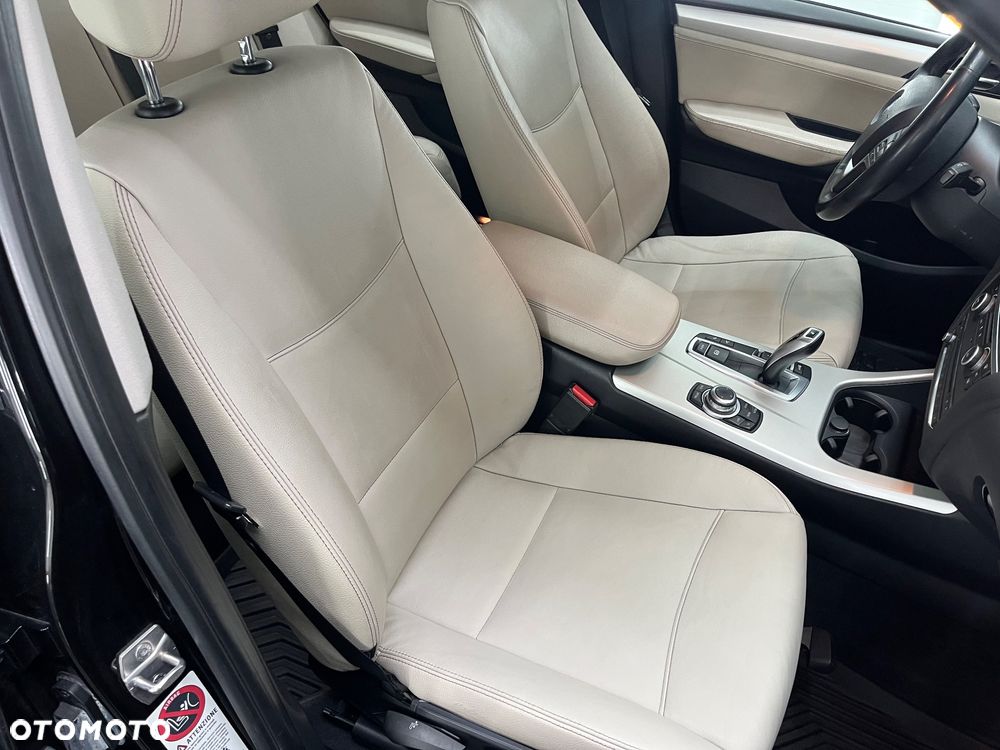 BMW X3 xDrive20d - 23