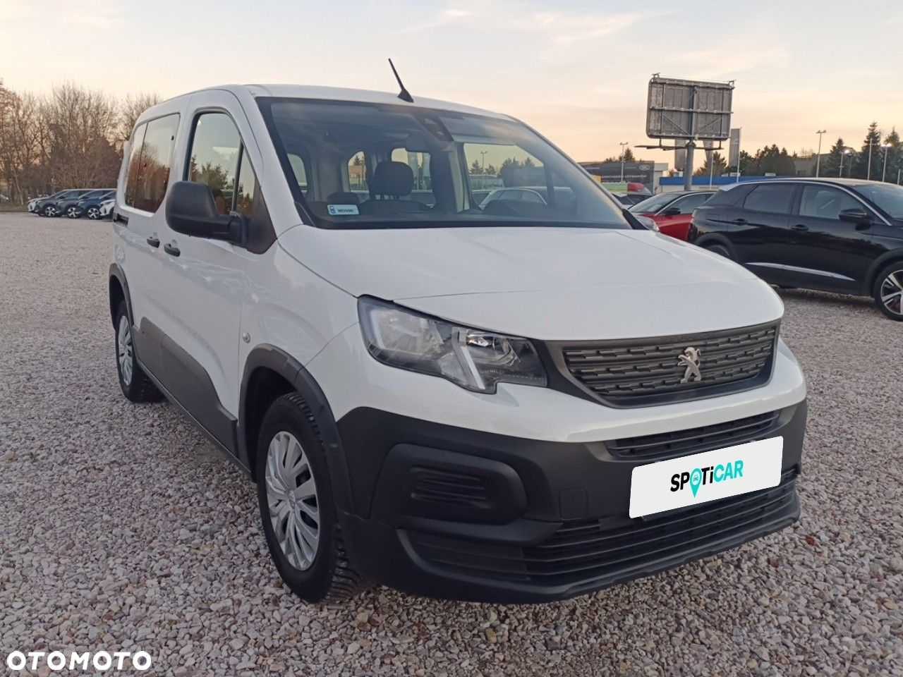 Peugeot Rifter 1.5 BlueHDI Active Pack S&S - 3