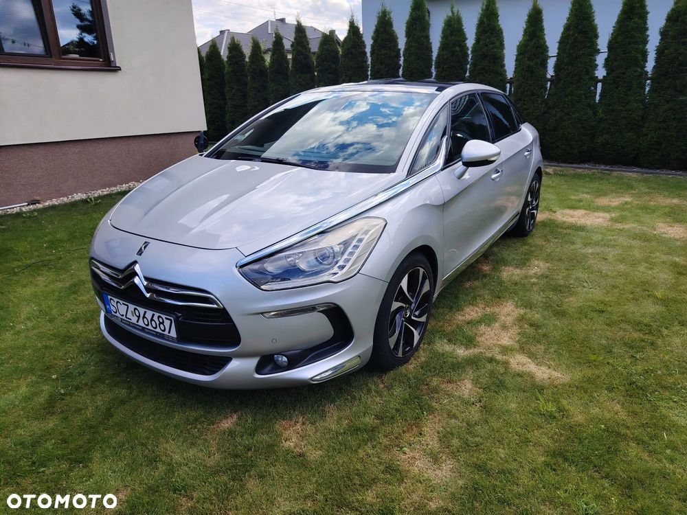 Citroën DS5 HDi 165 SoChic - 2