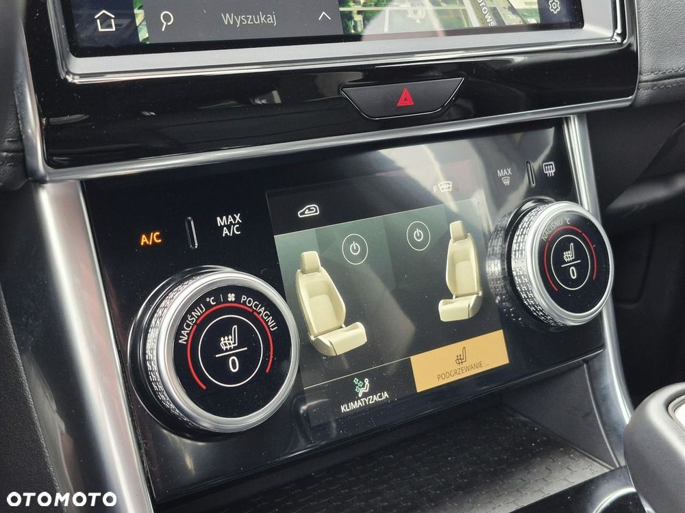 Jaguar XE D200 AWD SE - 36