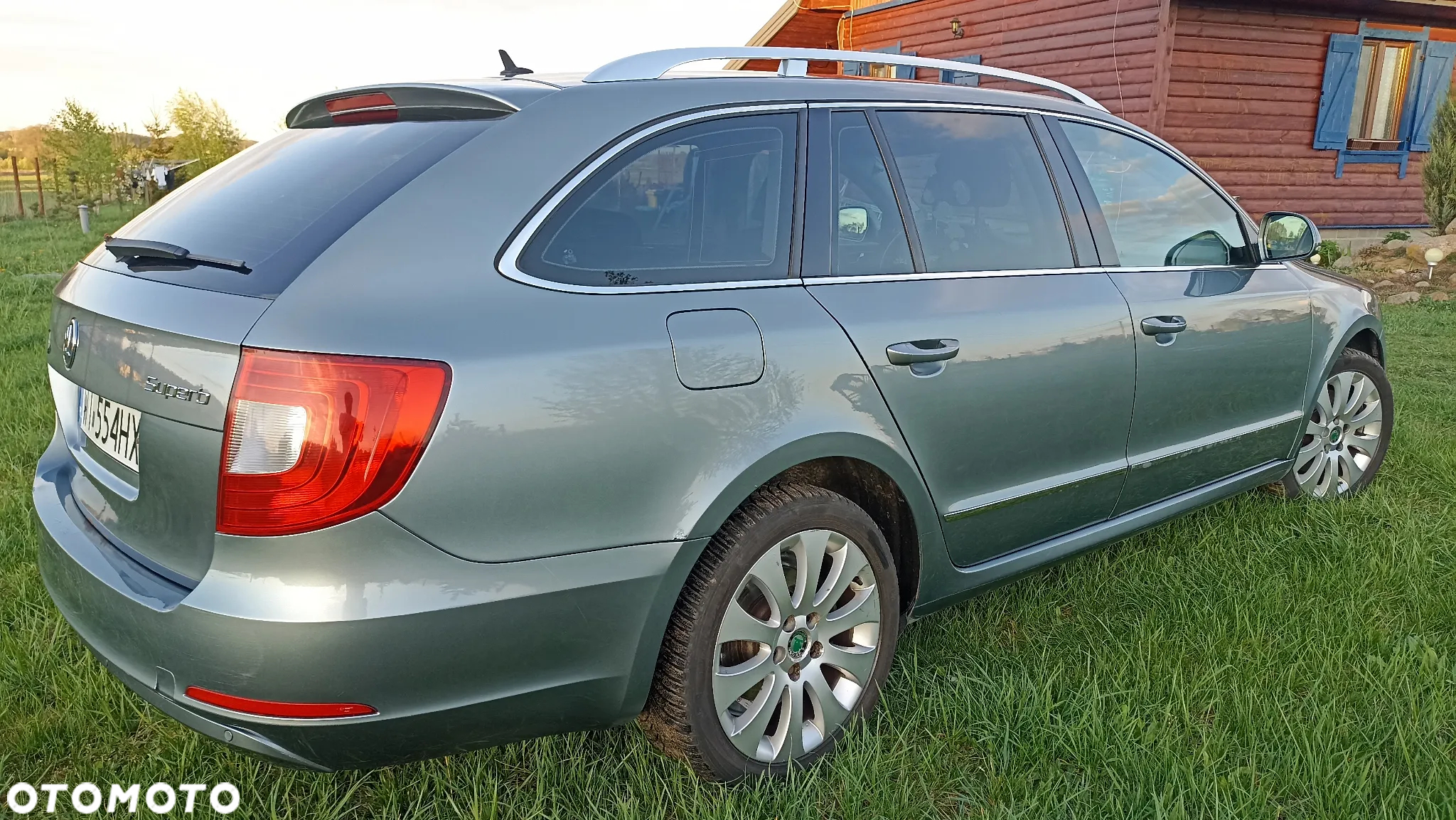 Skoda Superb Combi 2.0 TDI DSG Elegance - 4