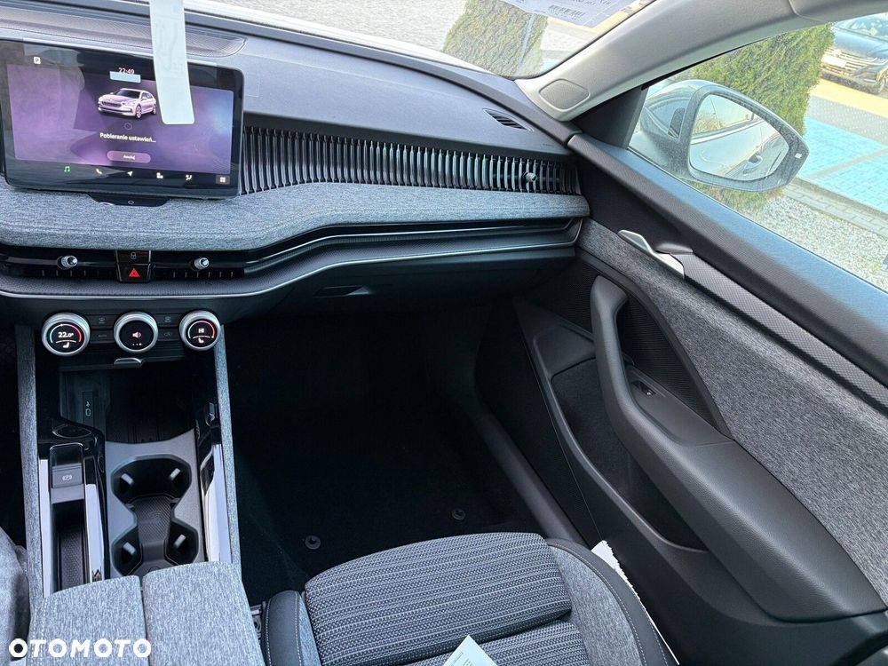 Skoda Superb 2.0 TDI SCR Drive DSG - 12