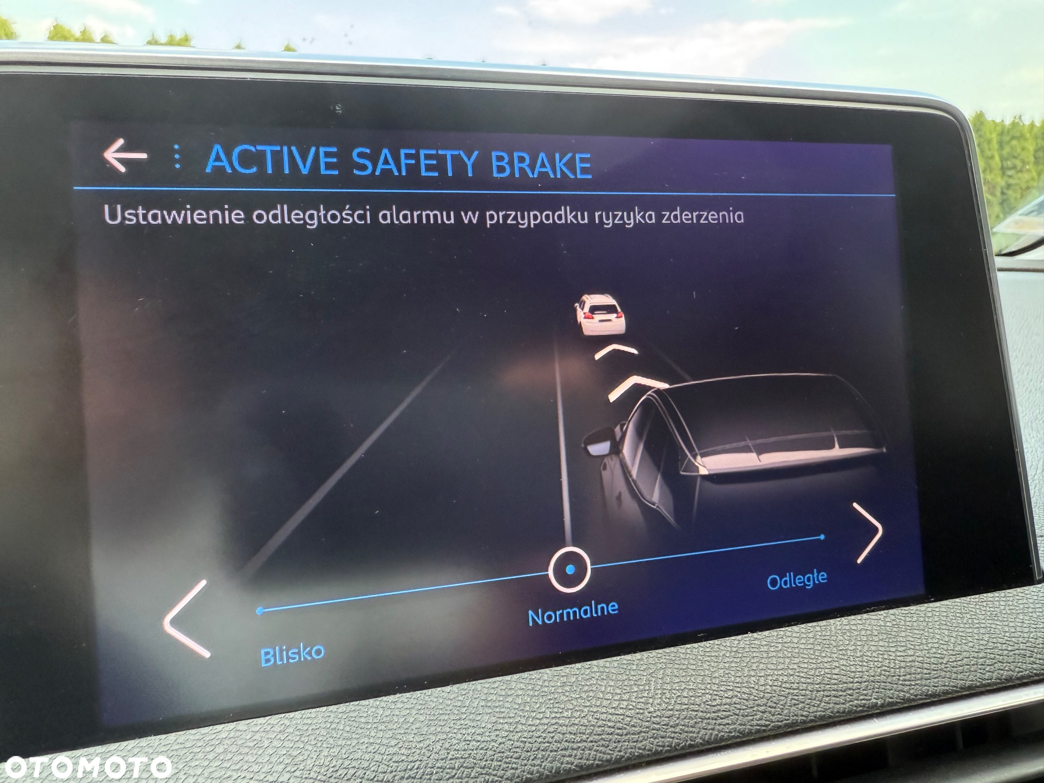 Peugeot 3008 1.5 BlueHDi Allure Pack S&S EAT8 - 26