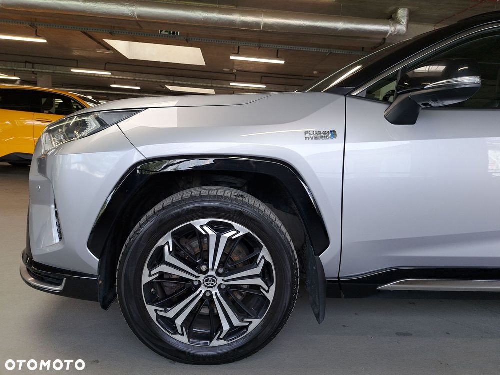 Toyota RAV4 - 40