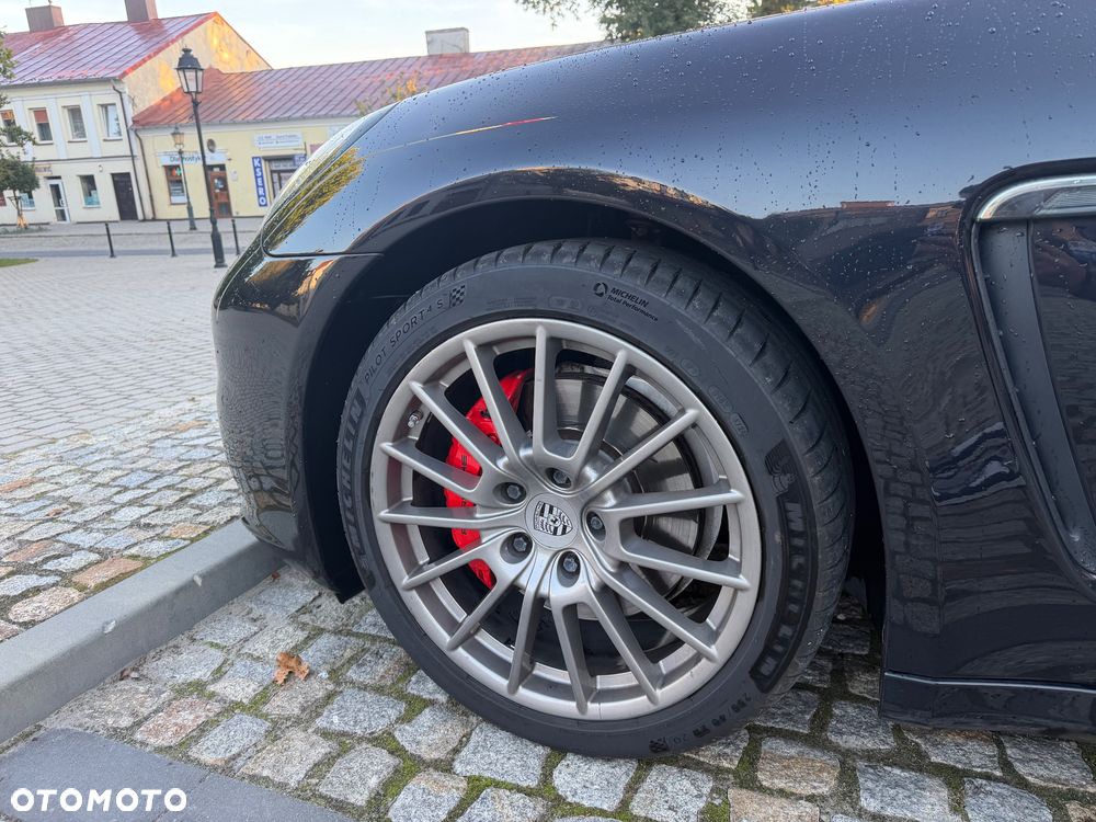 Porsche Panamera S - 15