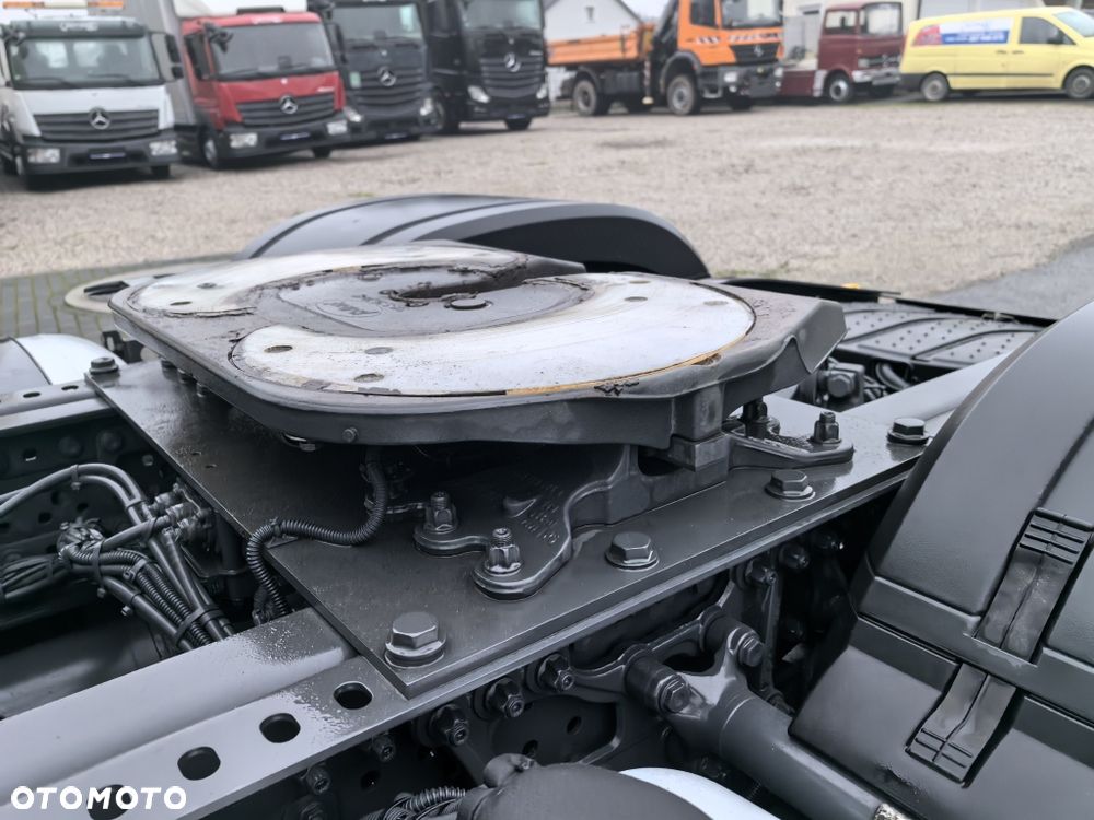 Mercedes-Benz Actros L 1851 LSnRL * Olejowy Retarder * GigaSpace * 2 zbiorniki * LED * - 16