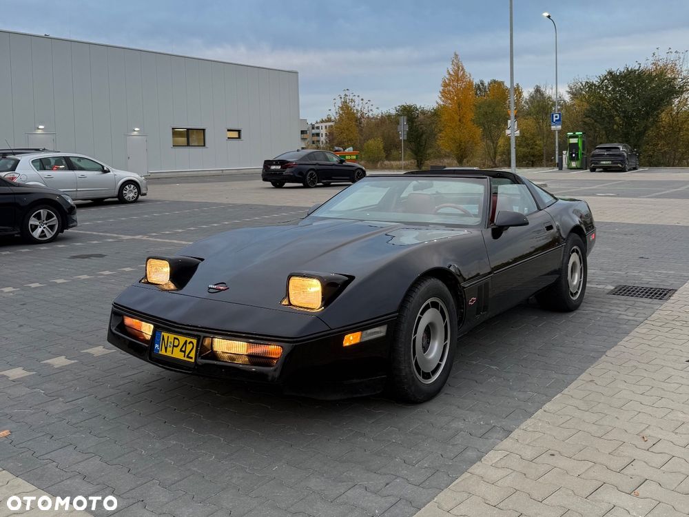 Chevrolet Corvette - 1