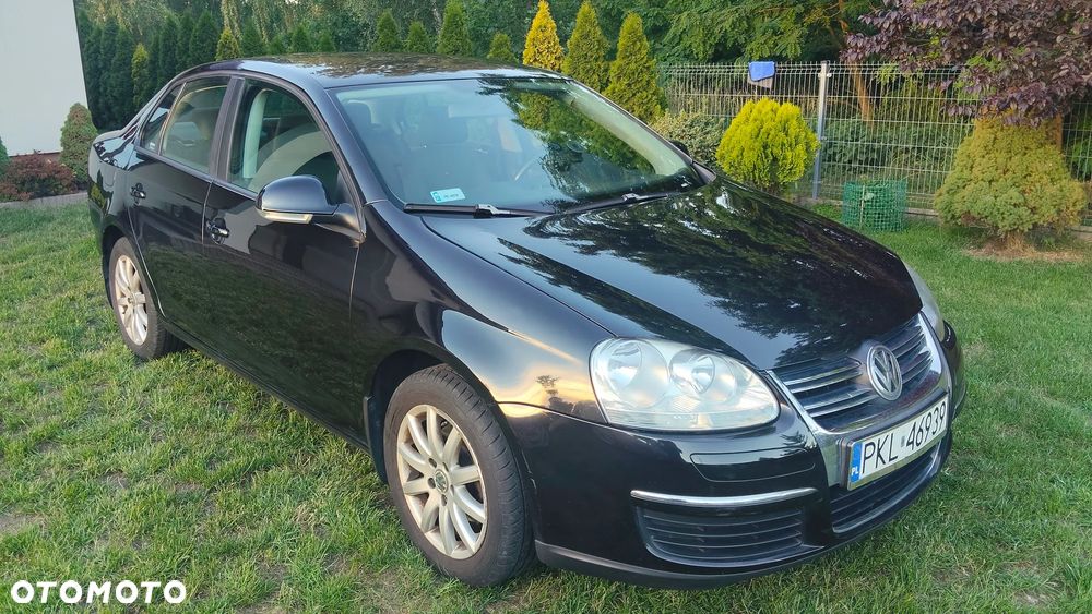 Volkswagen Jetta 1.6 Trendline - 7