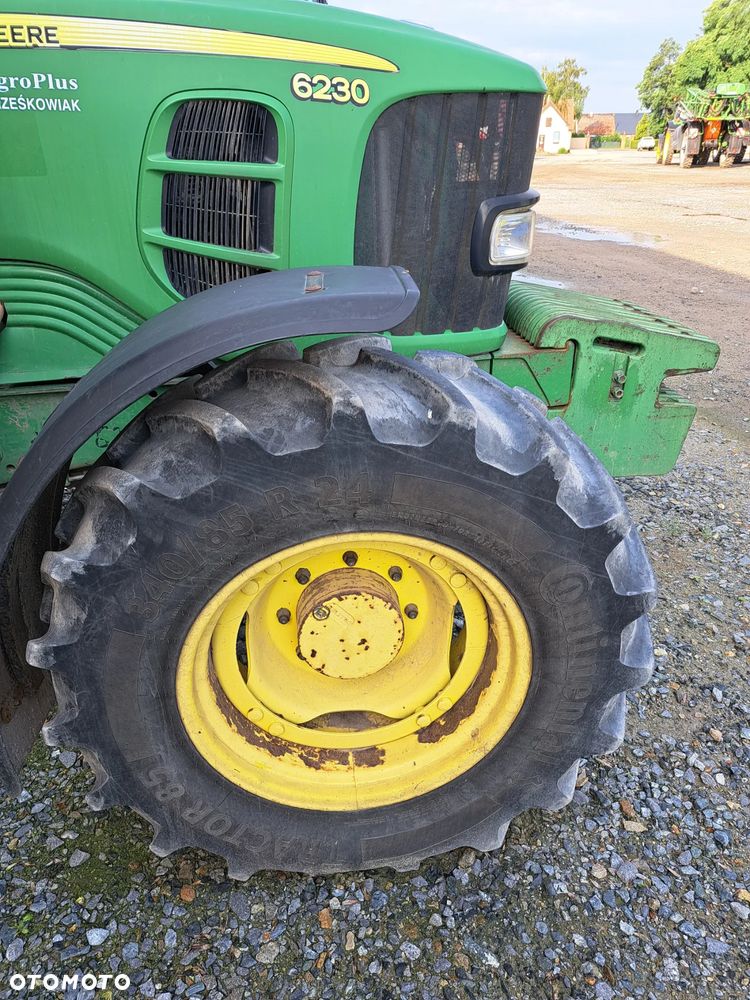 John Deere 6230 - 10