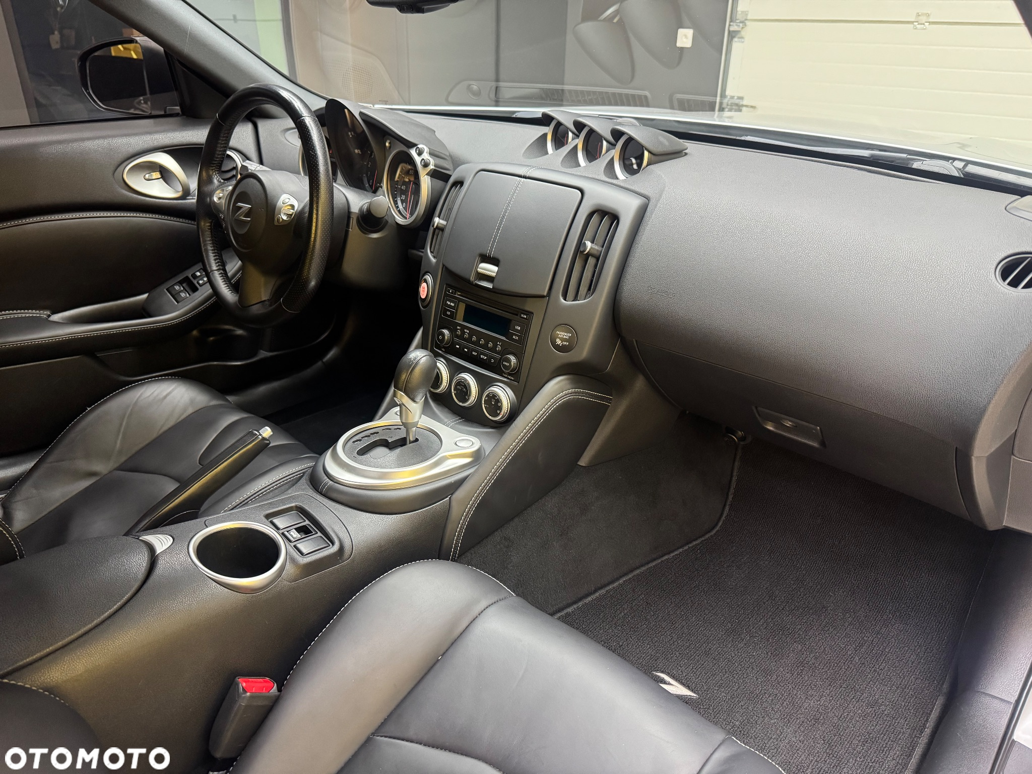 Nissan 370 Z - 31