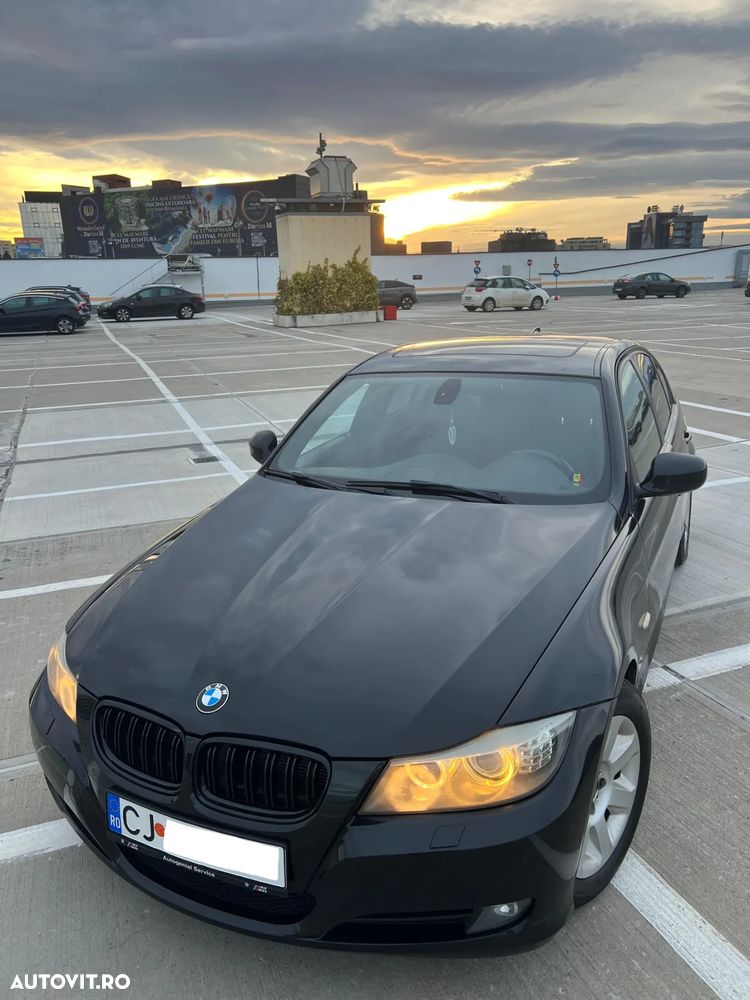 BMW Seria 3 320d Aut. - 7