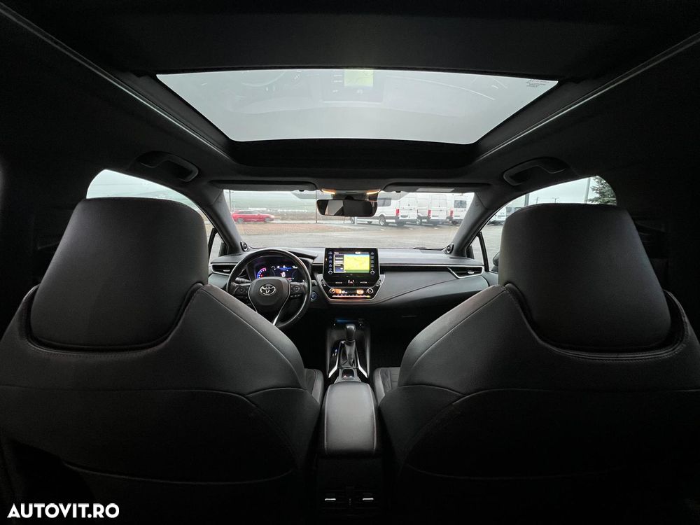 Toyota Corolla TS 2.0 184cp Hybrid Exclusive - 9