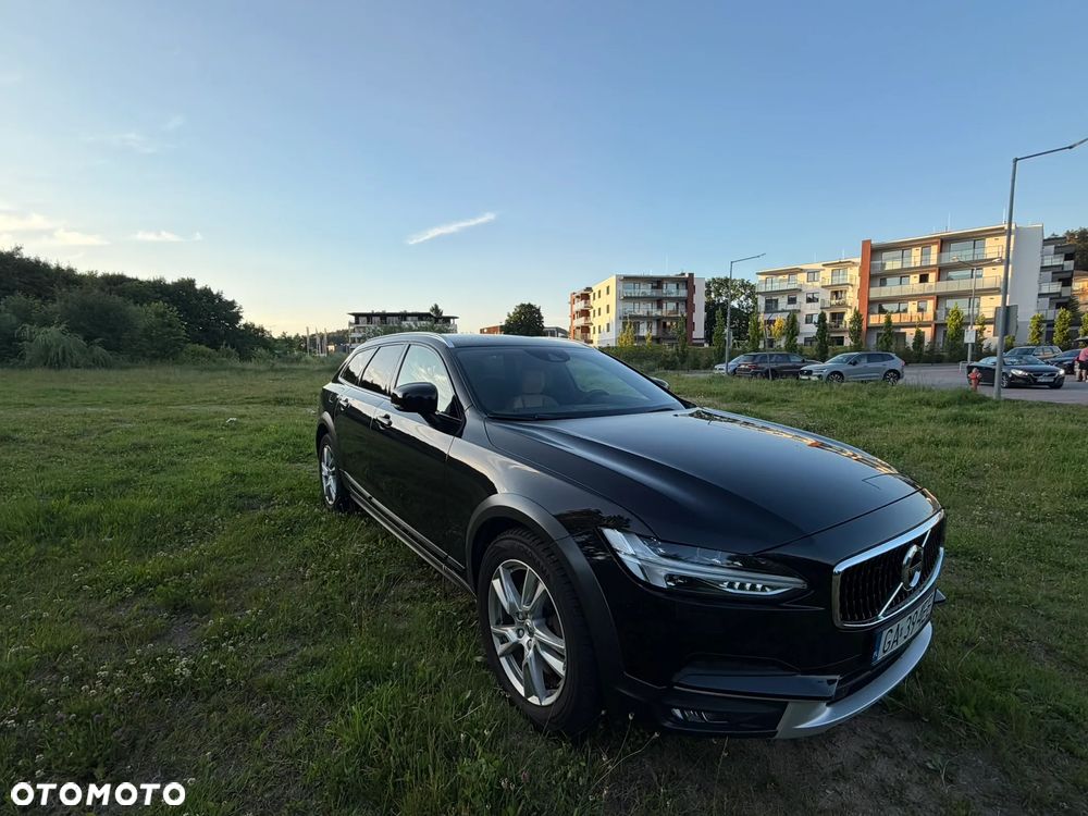 Volvo V90 D5 AWD Momentum