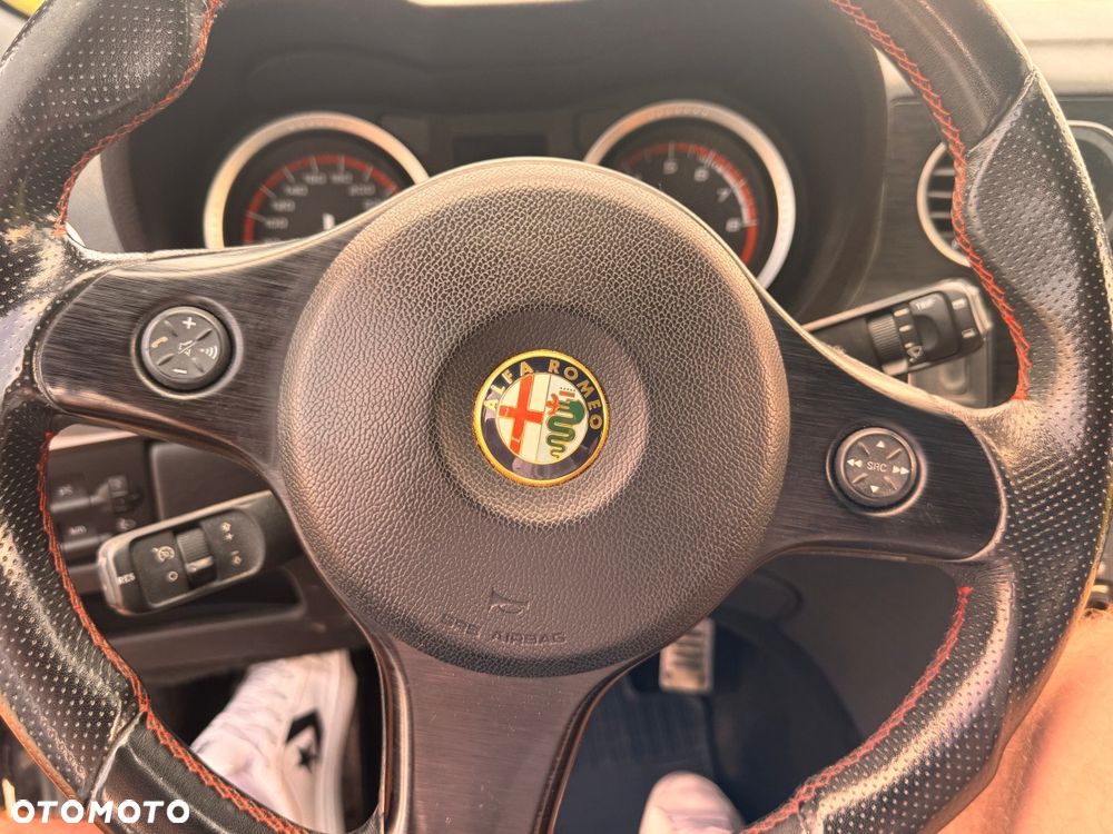 Alfa Romeo 159 1750TBi Sport - 15