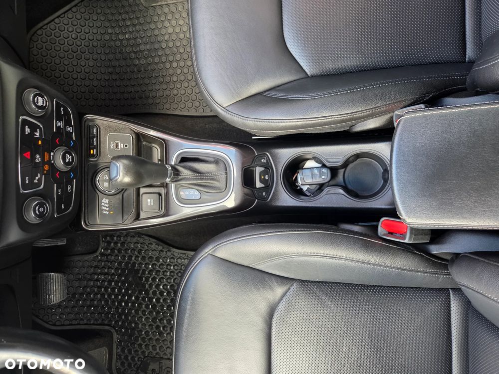 Jeep Compass 1.3 T-GDI 4xe Automatik Limited - 25