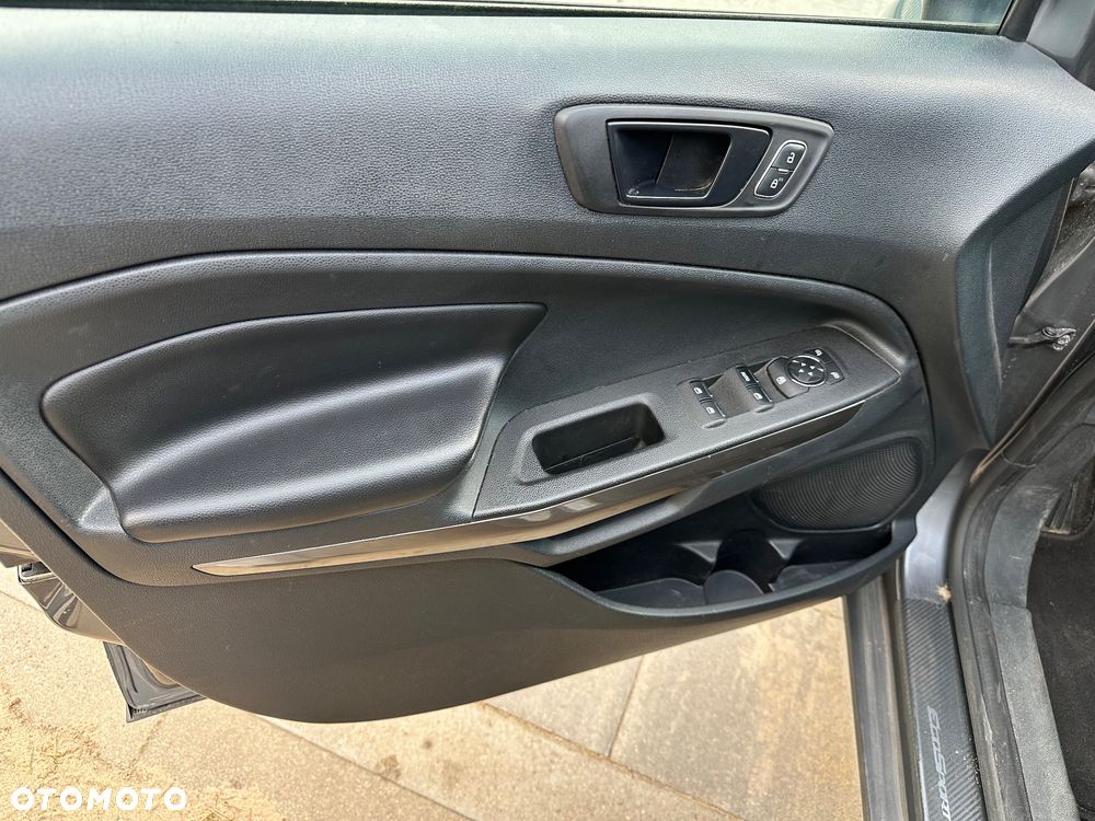 Ford EcoSport - 11