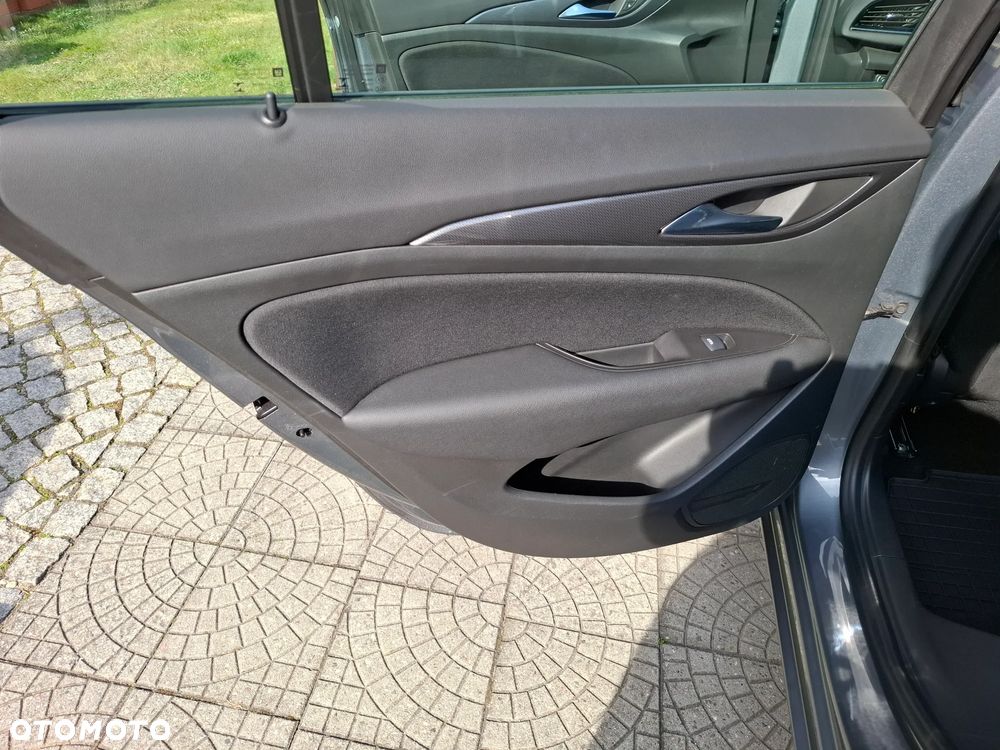 Opel Insignia 2.0 CDTI Business Edition S&S - 27