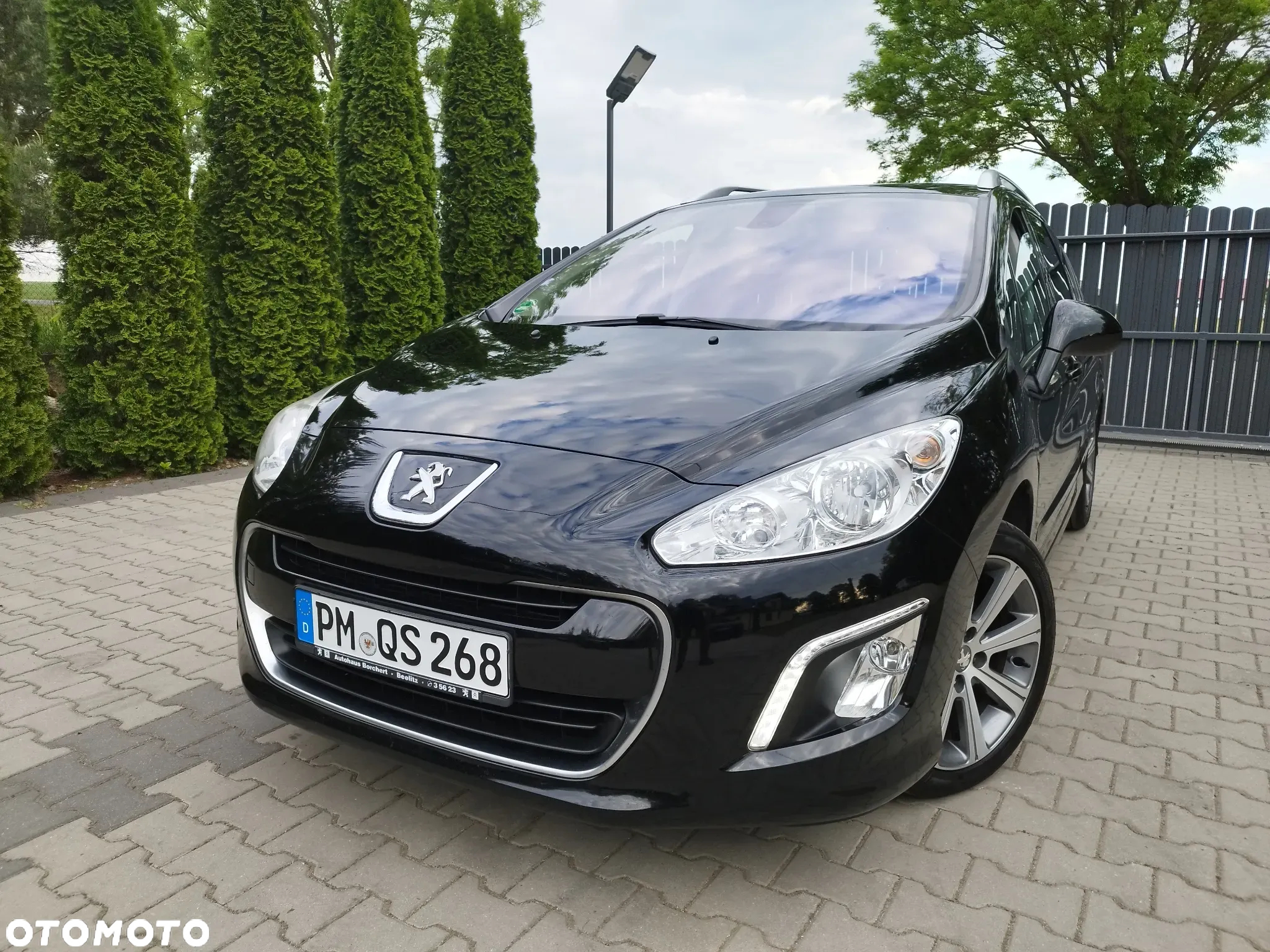 Peugeot 308 SW HDi FAP 110 EGS6 Premium - 11