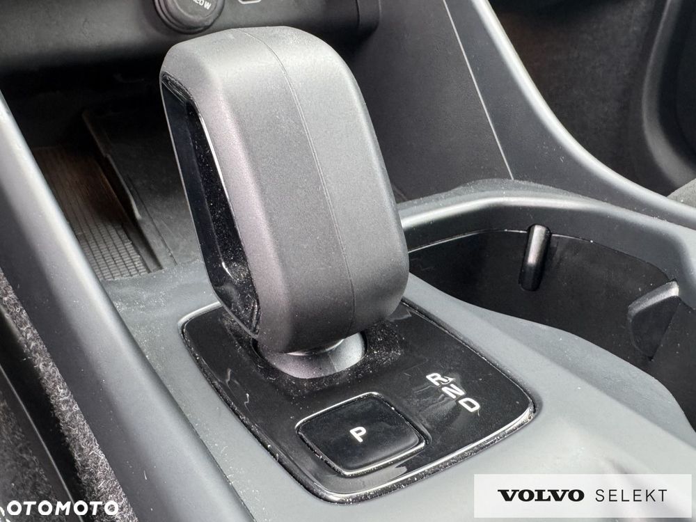 Volvo XC 40 - 22