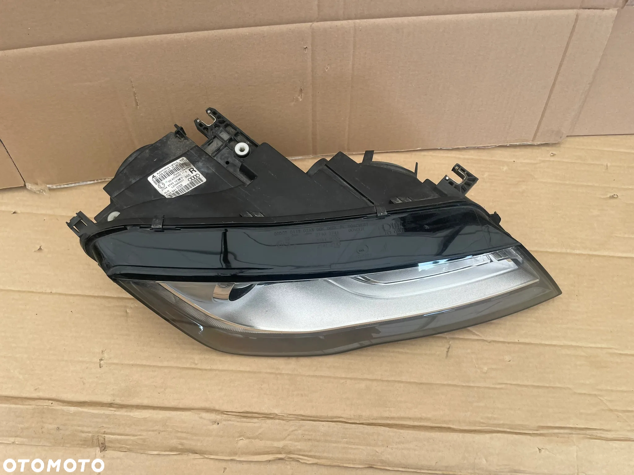Audi A7 C7 4G8 reflektor xenon skrętny prawy 4G8941032 - 3