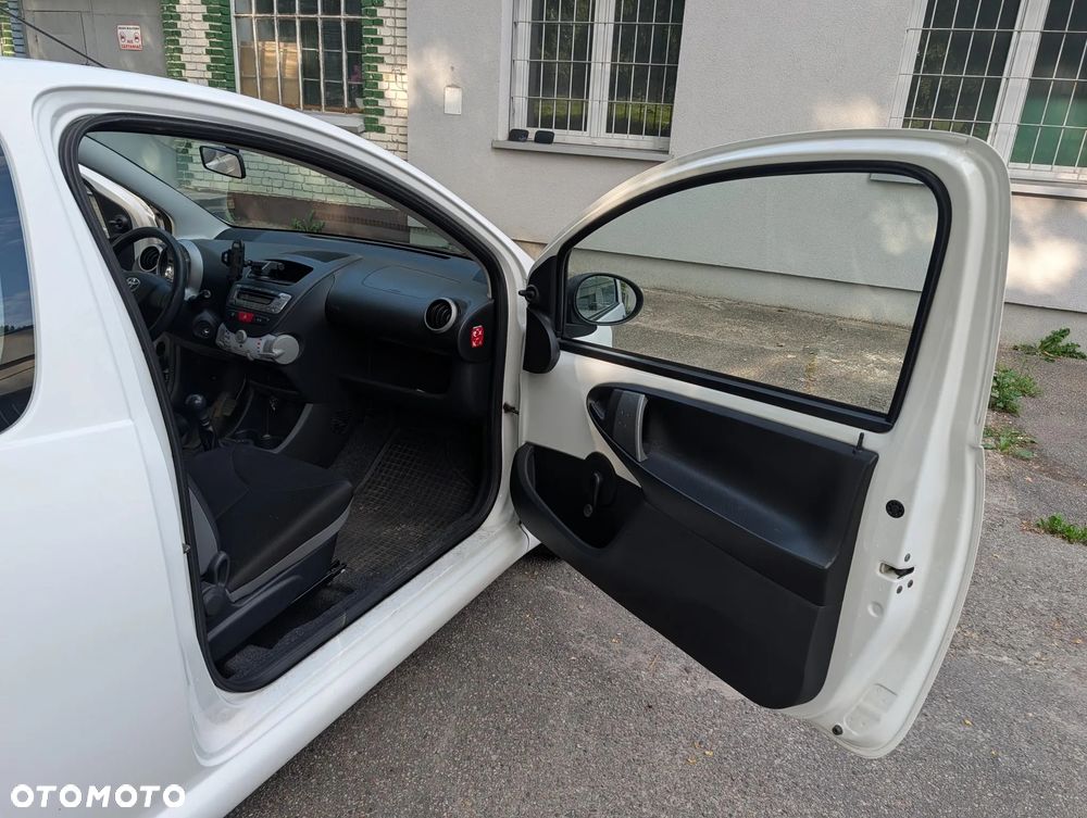 Toyota Aygo - 14