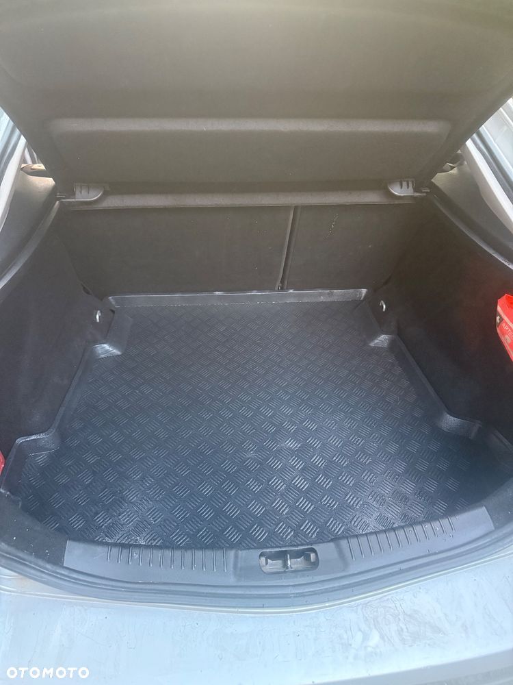 Ford Mondeo 2.0 T Trend MPS6 - 18