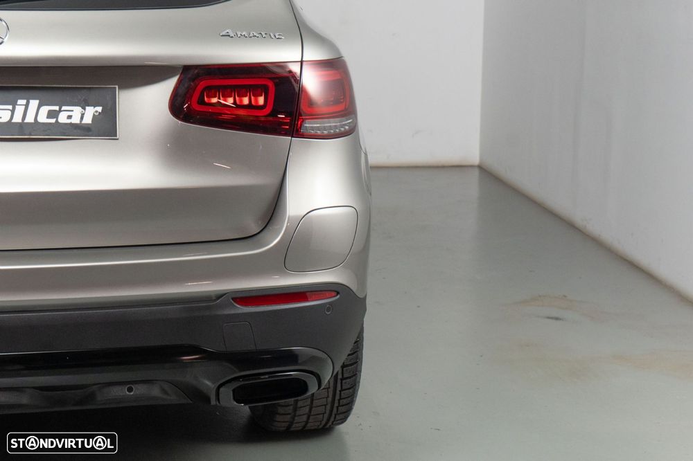 Mercedes-Benz GLC 300 e 4Matic - 24