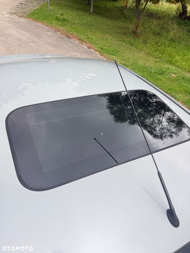 Ford Mondeo 2.5 V6 Ghia X - 13