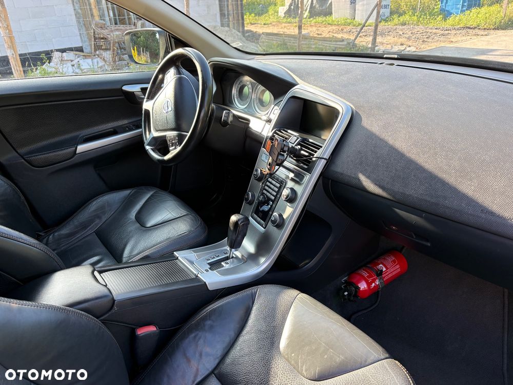 Volvo XC 60 - 6