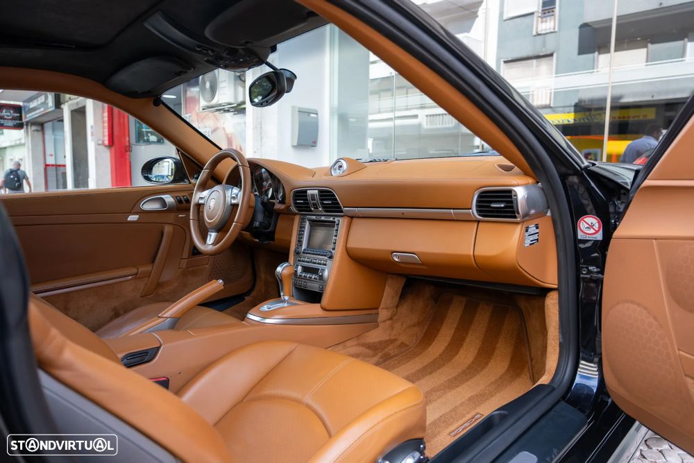 Porsche 911 (997) Turbo Tiptronic - 14