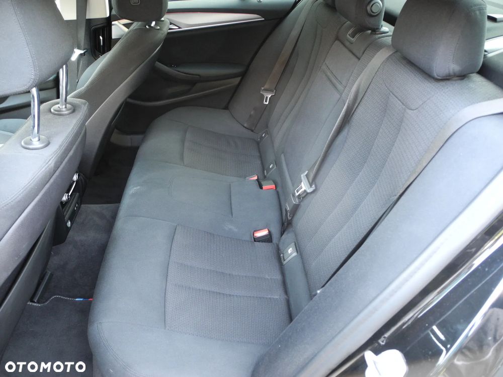 BMW Seria 5 - 12