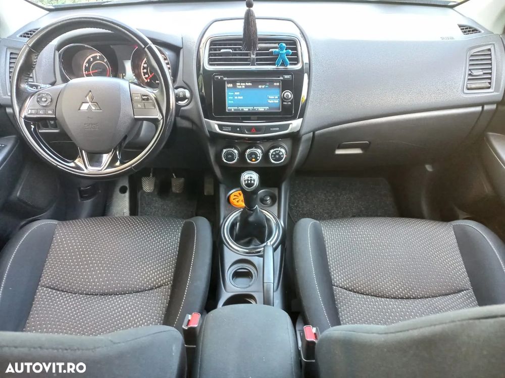 Mitsubishi ASX - 6