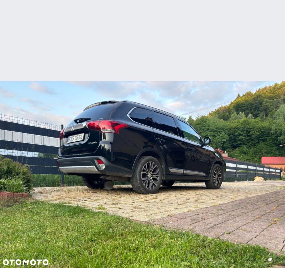 Mitsubishi Outlander - 13